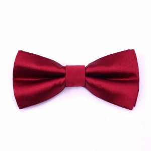 2.1 Solid color bow tie